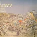 Sonnige Ruhige Bergpanorama Auf 1200m Mit Sued Balkon דירה
