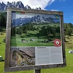 Sonnige Ruhige Bergpanorama Auf 1200m Mit Sued Balkon דירה Mühlbach am Hochkönig