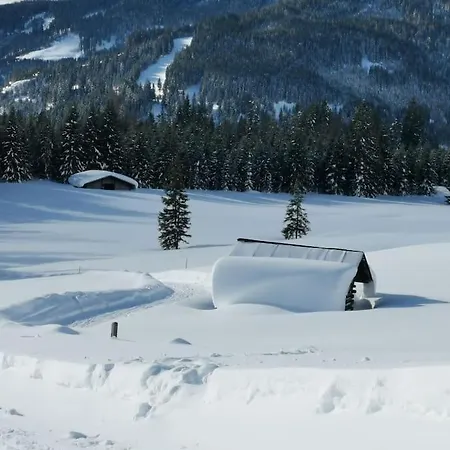 Sonnige Ruhige Bergpanorama Auf 1200m Mit Sued Balkon Muhlbach Am Hochkonig