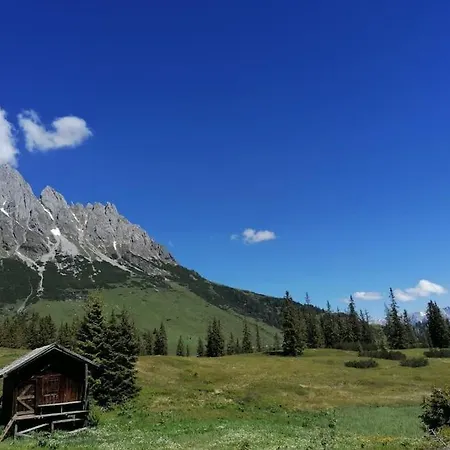 Sonnige Ruhige Bergpanorama Auf 1200m Mit Sued Balkon Muhlbach Am Hochkonig