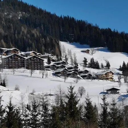 Sonnige Ruhige Bergpanorama Auf 1200m Mit Sued Balkon Daire *