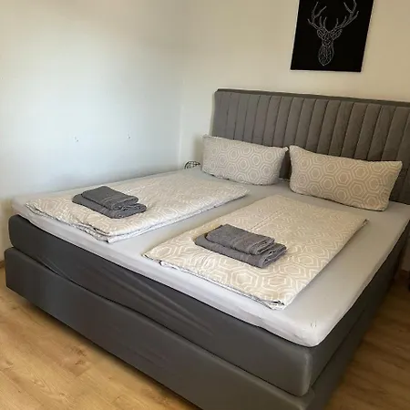 Sonnige Ruhige Bergpanorama Auf 1200m Mit Sued Balkon