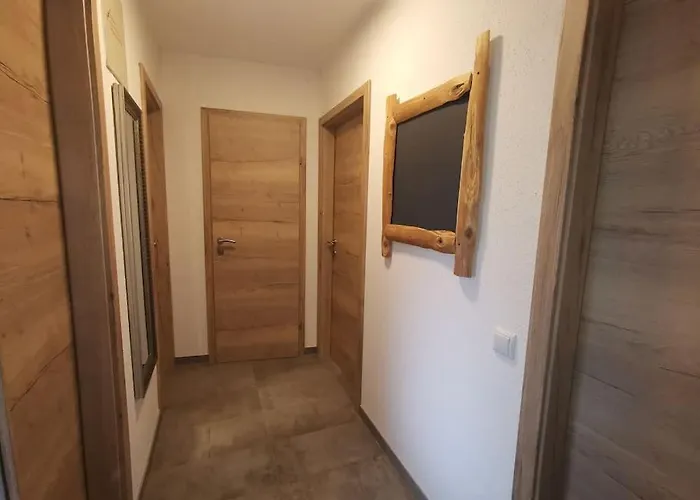 Sonnige Ruhige Bergpanorama Auf 1200m Mit Sued Balkon Apartment Muhlbach Am Hochkonig