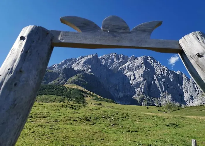 Sonnige Ruhige Bergpanorama Auf 1200m Mit Sued Balkon *