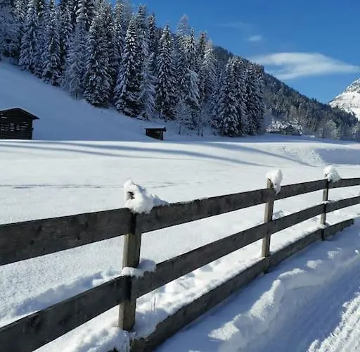 Апартаменты Sonnige Ruhige Bergpanorama Auf 1200m Mit Sued Balkon
