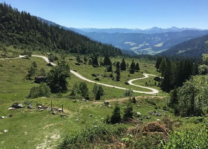 Sonnige Ruhige Bergpanorama Auf 1200m Mit Sued Balkon *